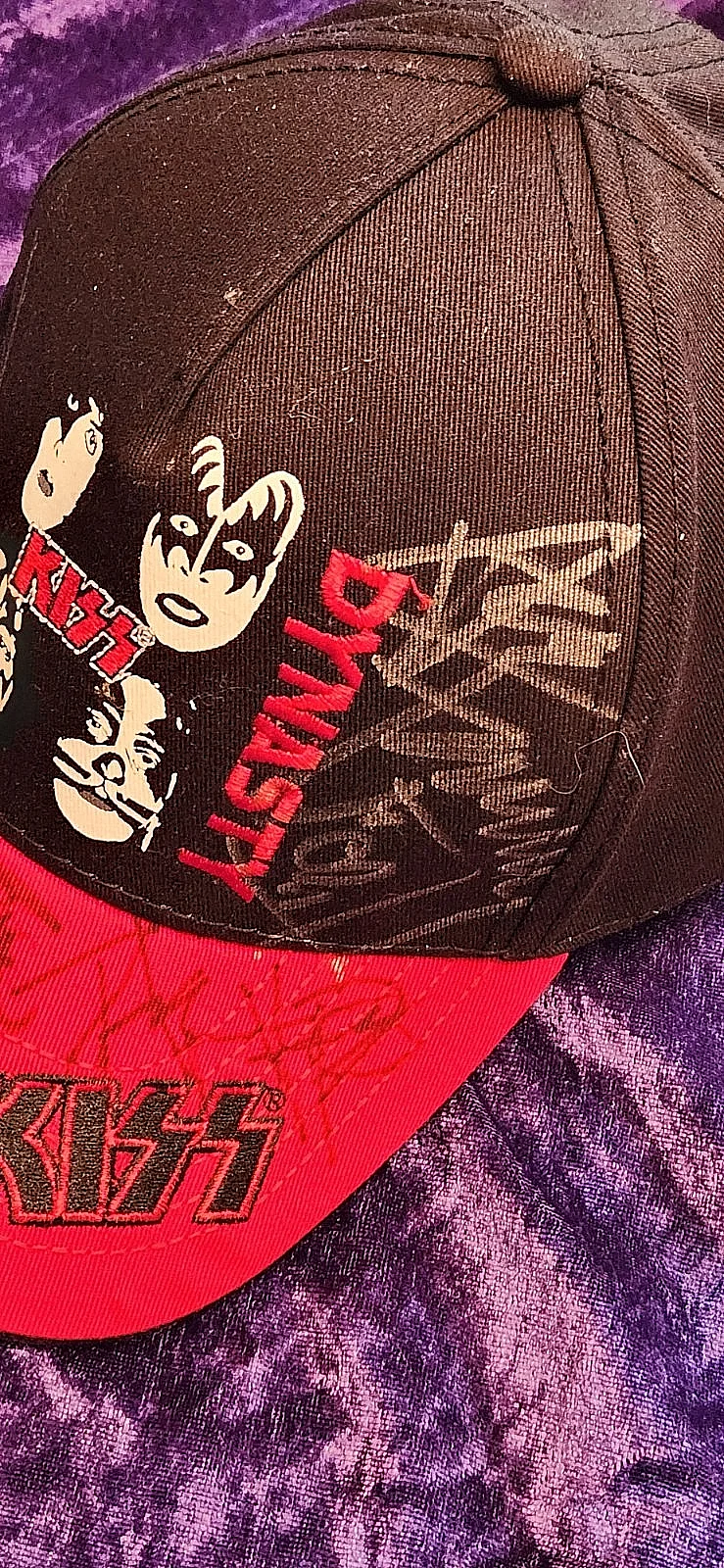 OFFICIAL KISS DYNASTY CAP SIGNED BY 7 MEMBERS ACE GENE PETER ERIC TOMMY BRUCE, image 3