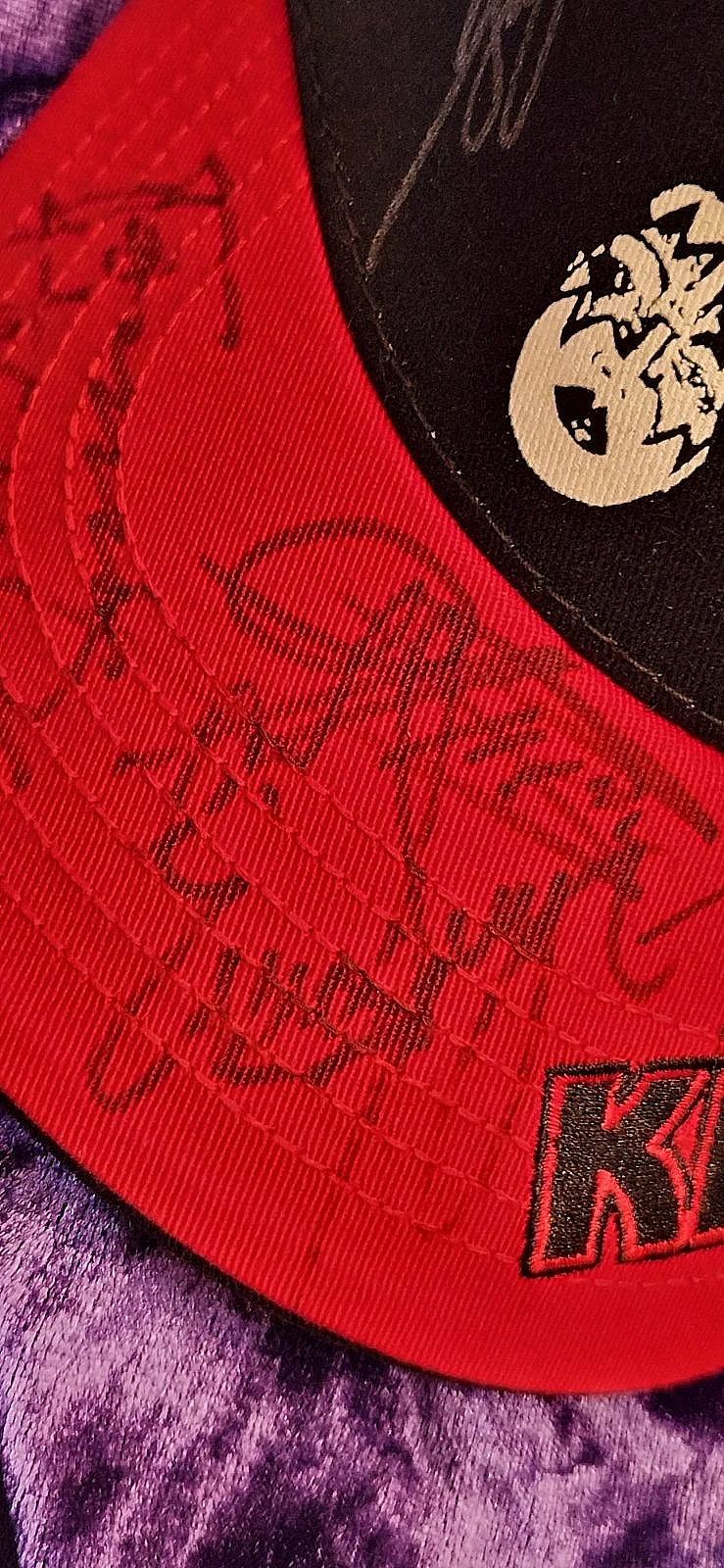 OFFICIAL KISS DYNASTY CAP SIGNED BY 7 MEMBERS ACE GENE PETER ERIC TOMMY BRUCE, image 5
