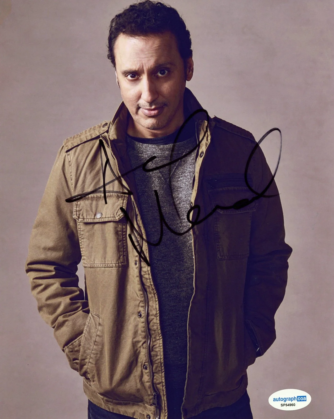 Aasif Mandvi — Aasif Mandvi "Evil" AUTOGRAPH Signed Autographed 'Ben Shakir' 8x10 Photo ACOA, image 2