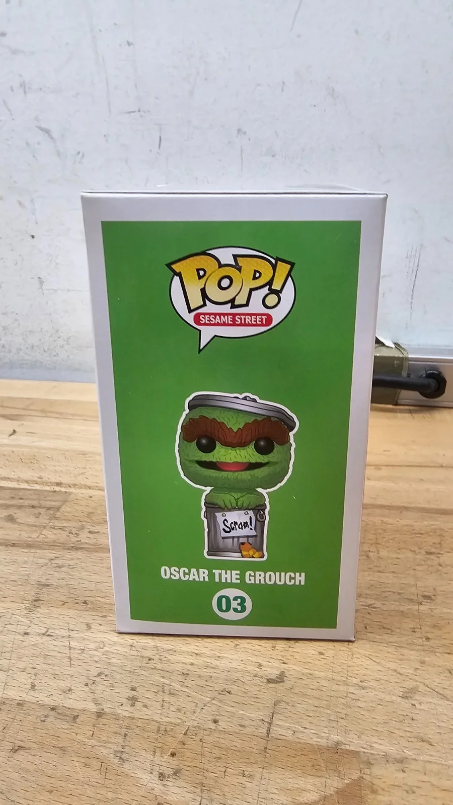Caroll spinney — Caroll Spinney Sesame Street signed Oscar The Grouch Funko Pop Figure, изображение 4