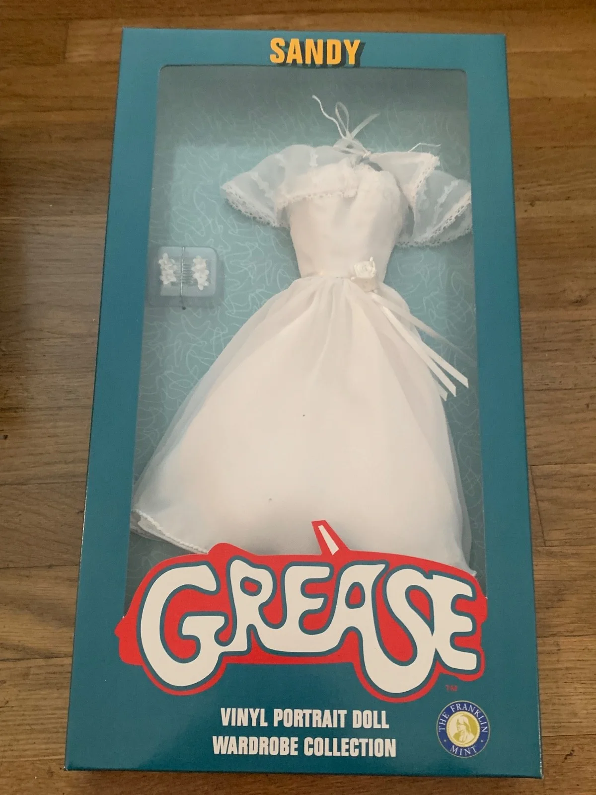 Olivia Newton-John, Grease, Franklin Mint, Sandy Doll, Outfit, Signed Photo., изображение 4