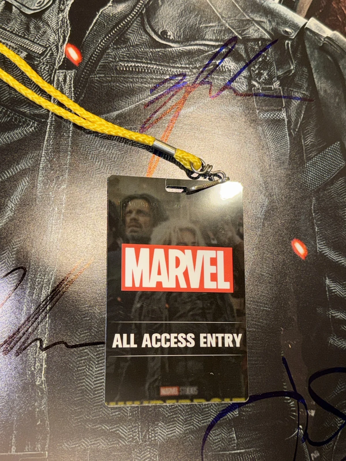 Thunderbolts Movie Poster Cast Signed COA Marvel Avengers Doomsday Rare, изображение 4
