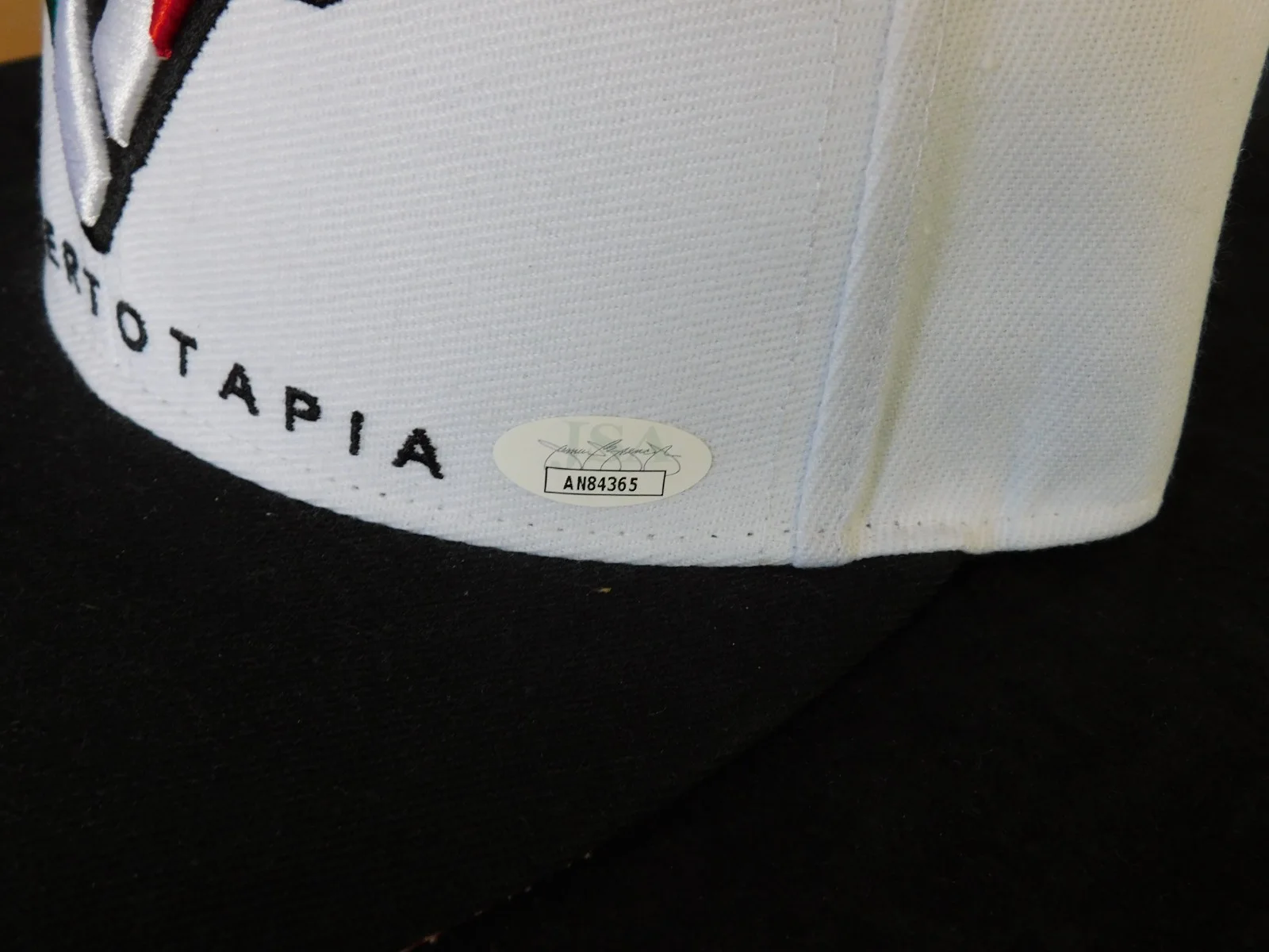 Roberto Tapia Signed White Snap-Back Hat - JSA Authentication, image 3