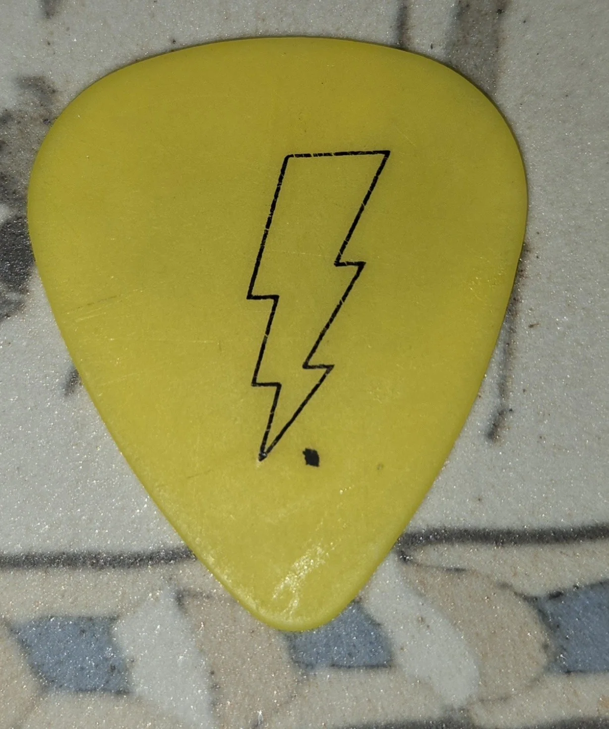 Grace Potter and the Nocturnals Guitar Pick Stage Used, изображение 2