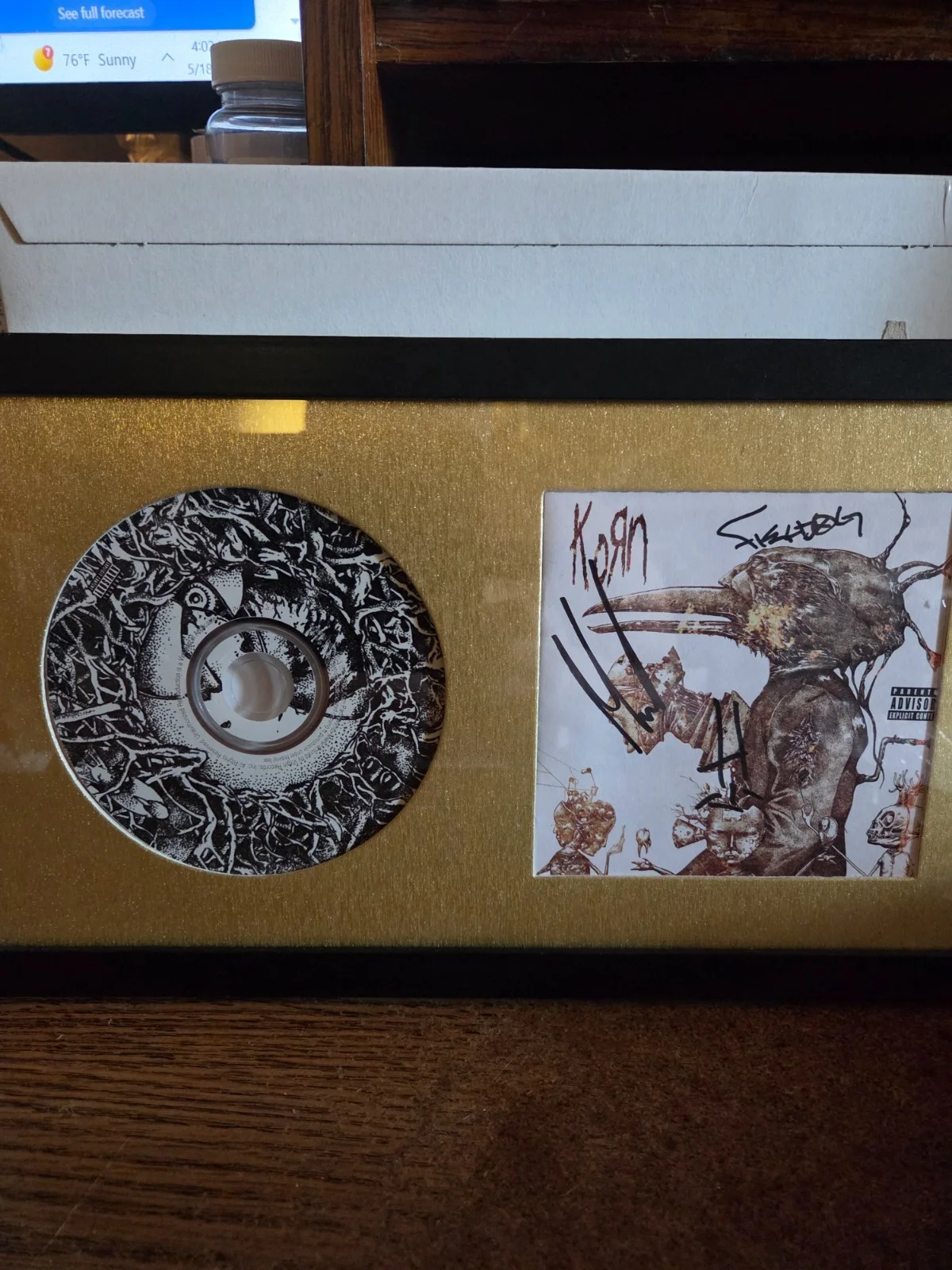 JONATHAN DAVIS — KORN signed JONATHAN DAVIS~MUNKY~FIELDY framed CD & cover JSA coa FREE S/H, image 2