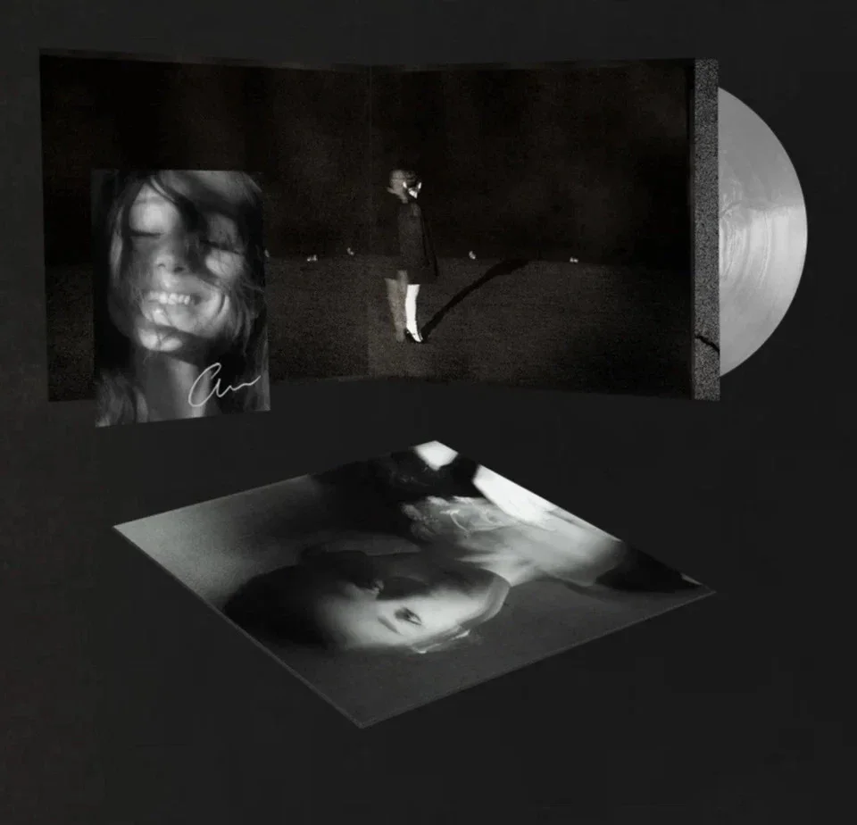 Ariana Grande Petal SIGNED Vinyl Translucent Pearly White LP PREORDER, image 3
