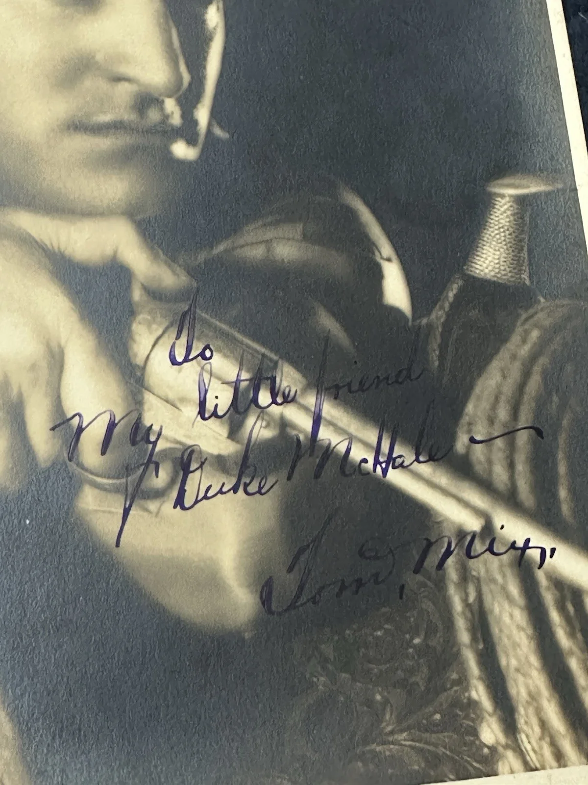 Original Hand Signed Tom Mix Type 1 Studio Photo autograph on 8 x 10 photo PSA, изображение 2