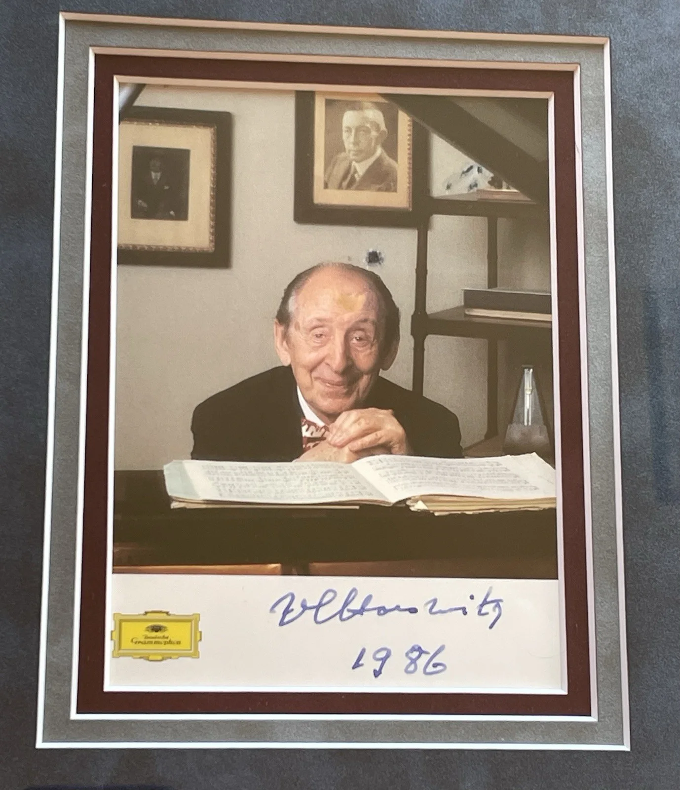 Pianist Vladimir Horowitz Autograph Photo (Framed), изображение 3