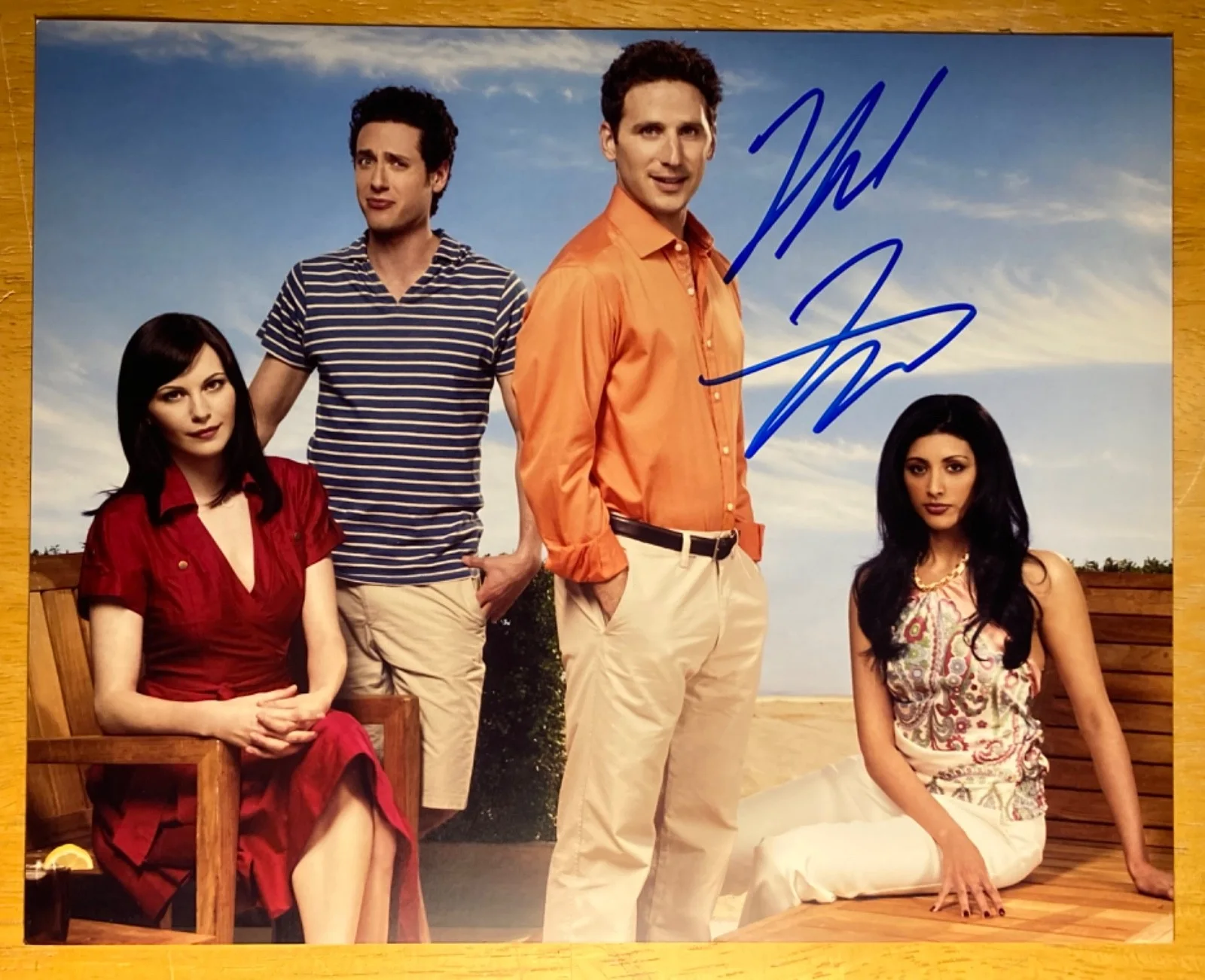 Hand SIGNED Mark Feuerstein 10x8 Royal Pains Cast Photo, изображение 2