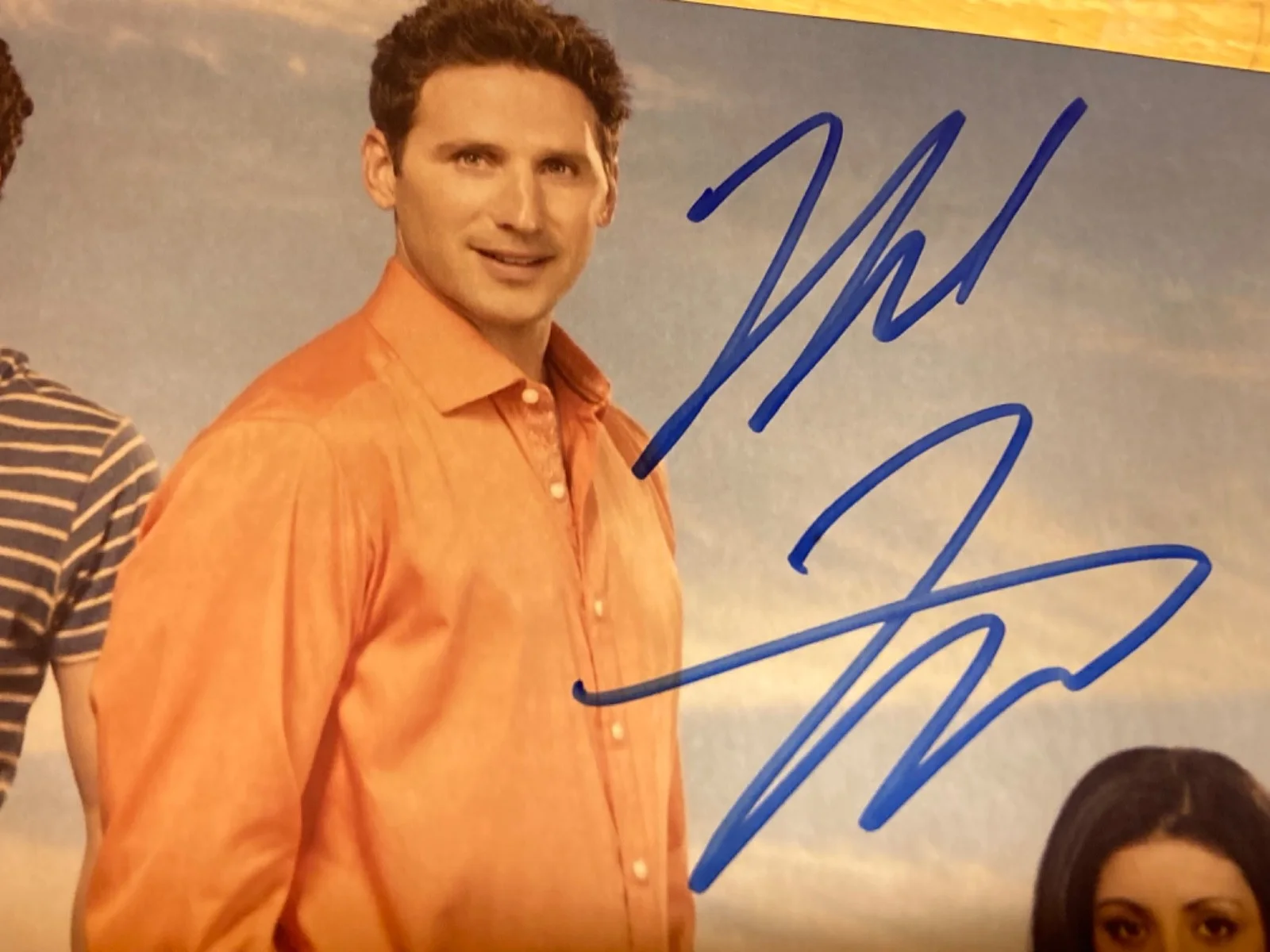 Hand SIGNED Mark Feuerstein 10x8 Royal Pains Cast Photo, изображение 4