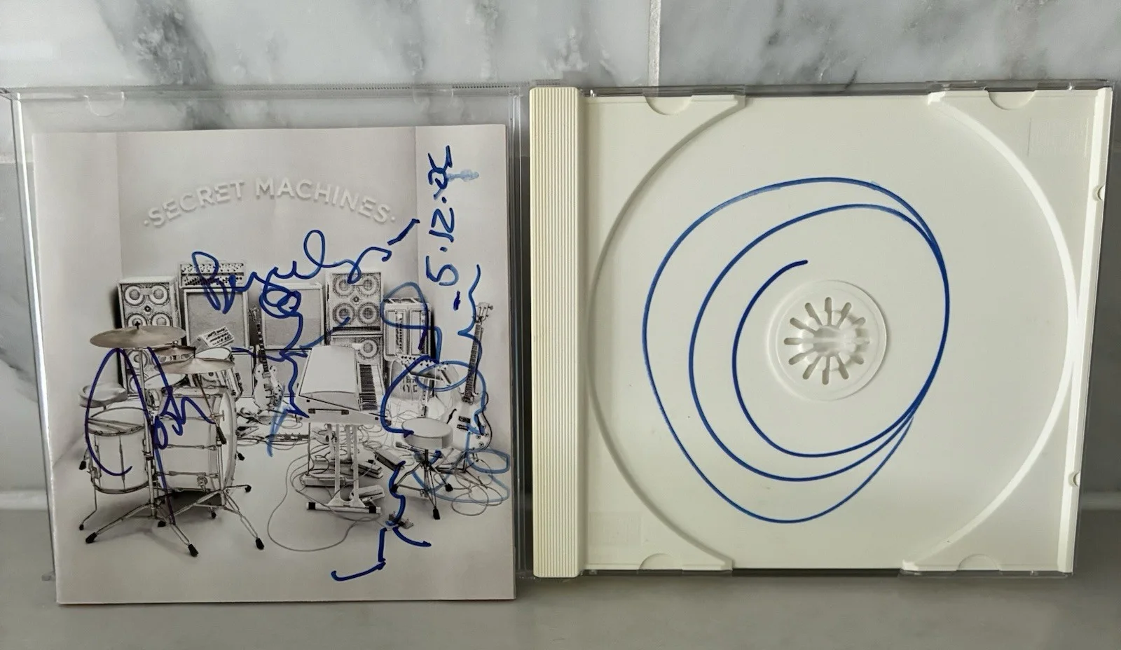 Secret Machines Autographed CD Brandon Curtis, Josh Garza and Benjamin Curtis, изображение 3