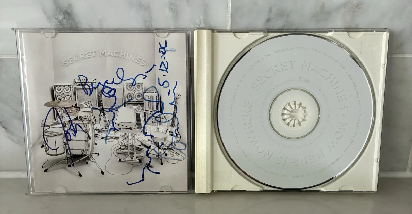Secret Machines Autographed CD Brandon Curtis, Josh Garza and Benjamin Curtis, изображение 4