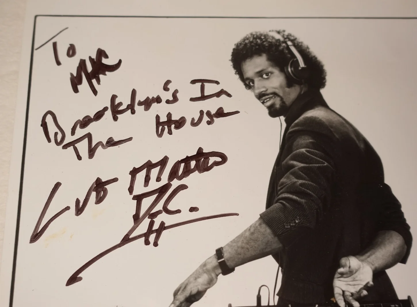 Cut Master D.C. SIGNED 1980s Hip Hop Pioneer Brooklyn Zakia Records Promo Photo, изображение 2