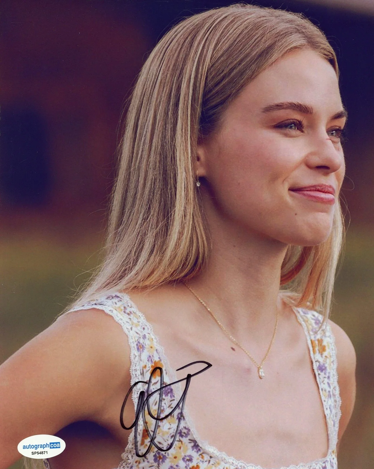 Elle Chapman — Elle Chapman "The Madison" AUTOGRAPH Signed 'Paige McIntosh' 8x10 Photo ACOA, изображение 2