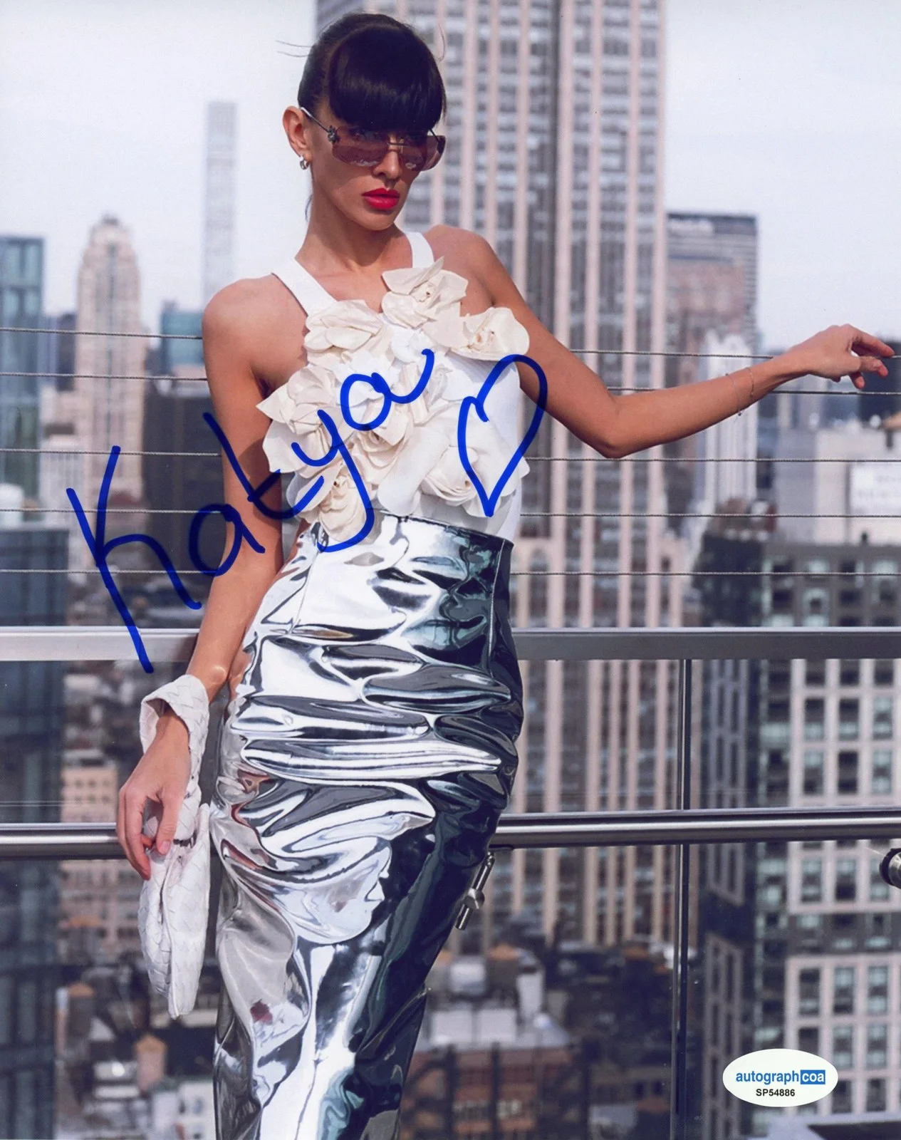 Katya Tolstova — Katya Tolstova AUTOGRAPH Signed Runway Fashion Model 8x10 Photo ACOA, изображение 2