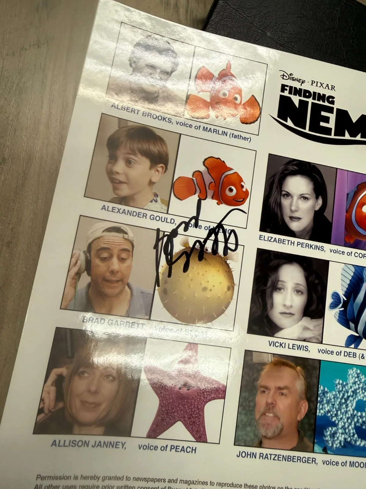 Brad Garrett Signed Autograph 8x10 Photo FINDING DORY Bloat NO COA, image 4