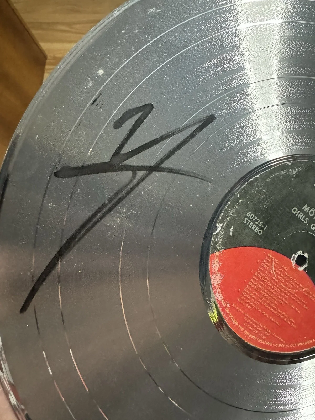Vince Neil Signed Disc Motley Crue Hair Metal Autograph Girls Girls Girls, изображение 2