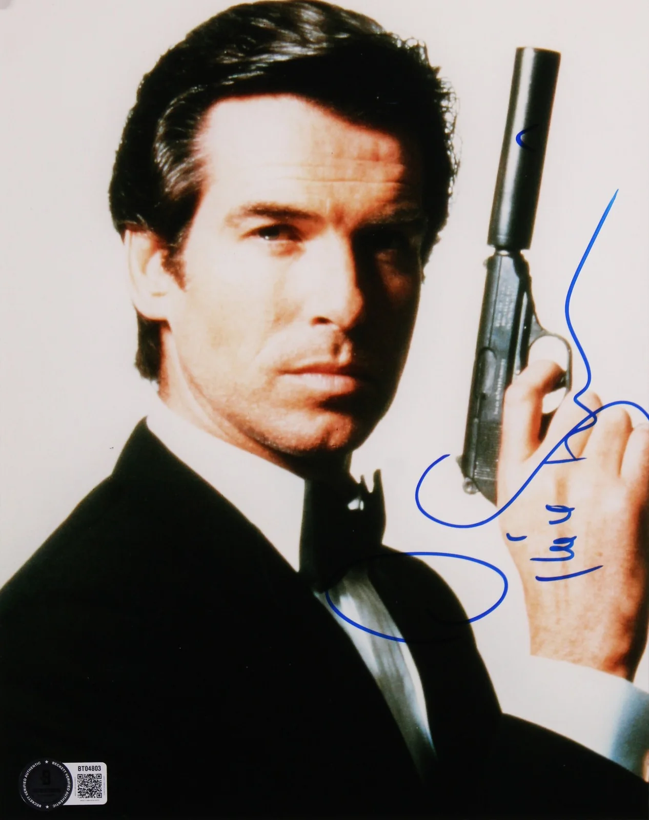 Pierce Brosnan — Pierce Brosnan GoldenEye Authentic Signed 8x10 Framed Photo BAS #BT04803, изображение 2