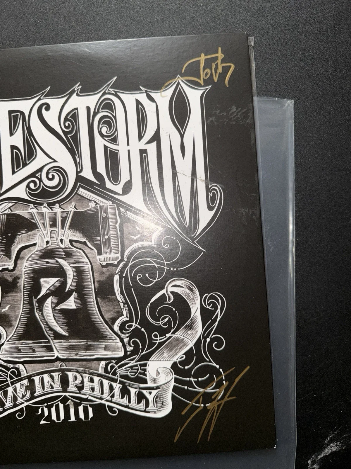 Halestorm LIVE IN PHILLY 2010 Run Out Groove 10 Yr Anniversary Colored LP Signed, image 2