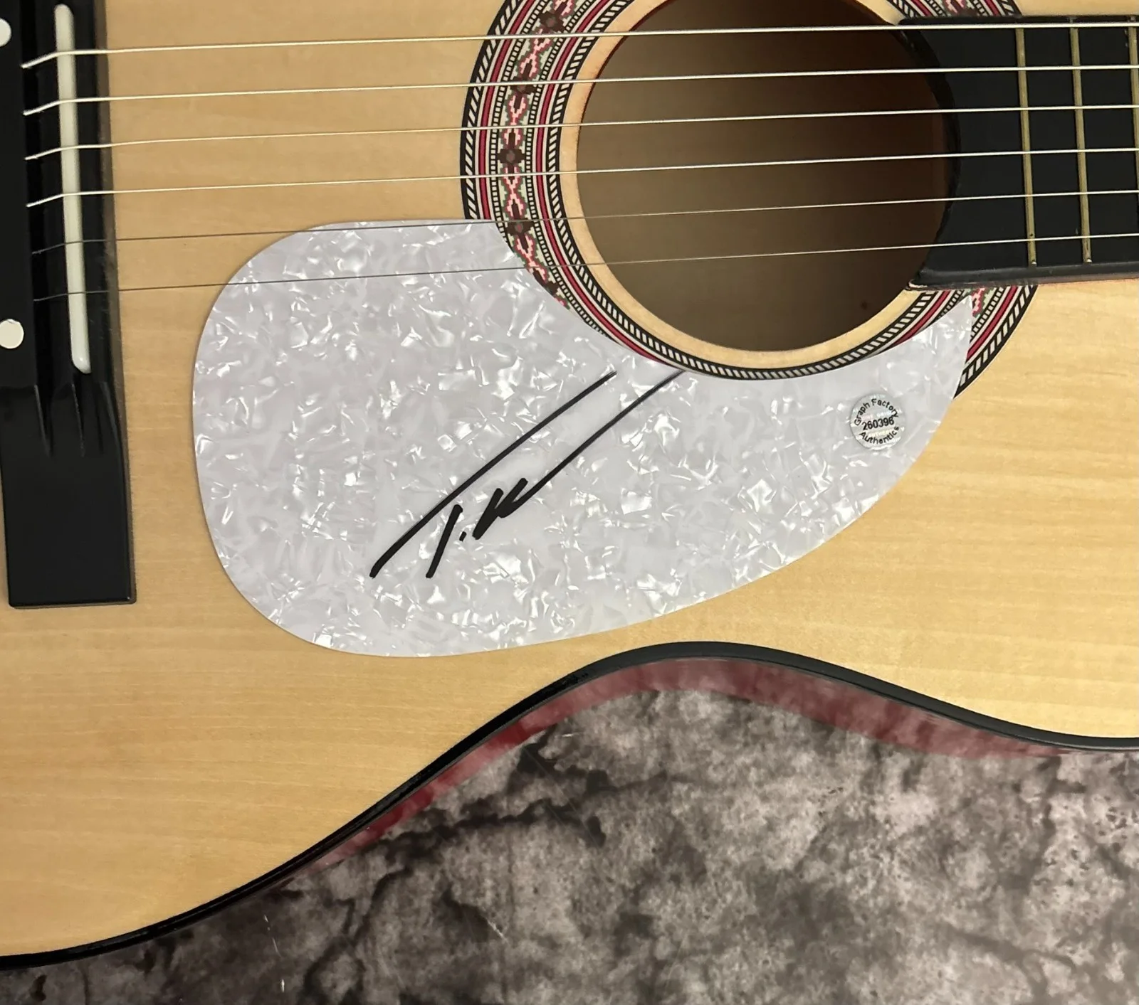 GFA Wind Up Misson' You * TUCKER WETMORE * Signed Acoustic Guitar COA, image 5