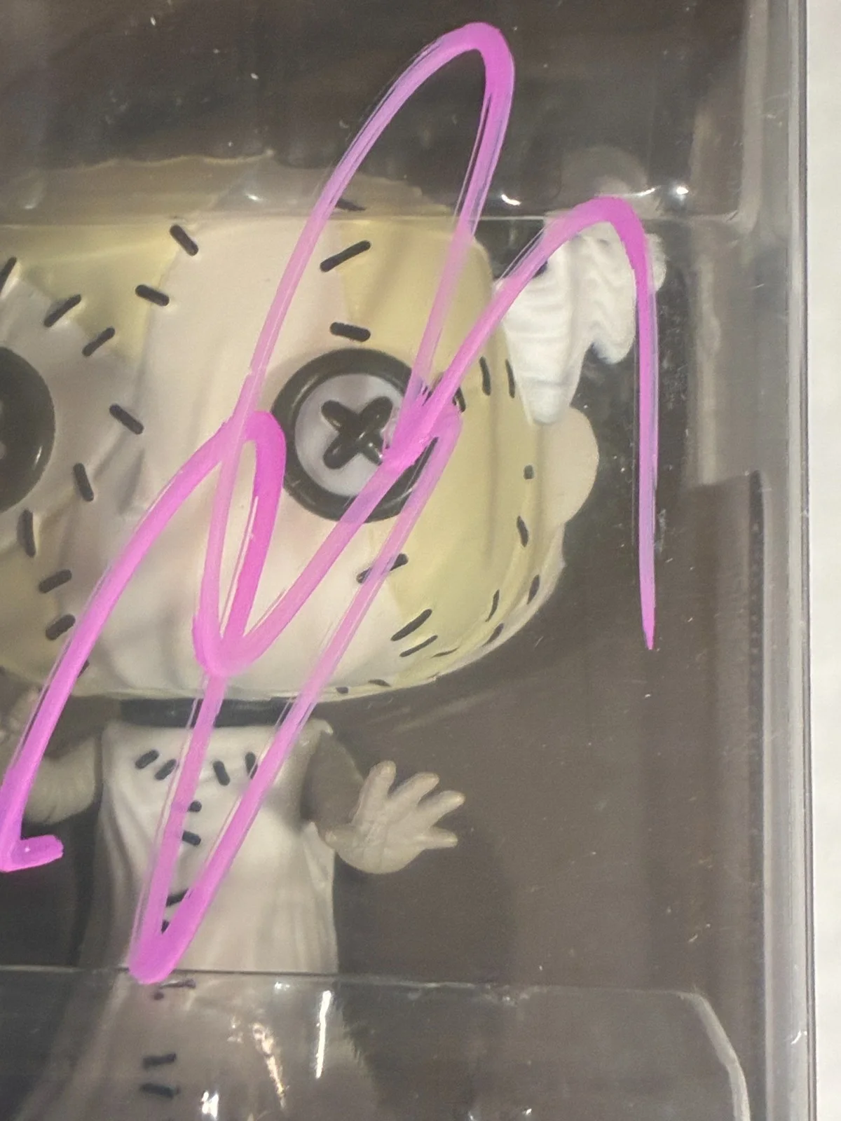 JESSIE BUCKLEY. Funko Pop SIGNED Monster "THE PATCHWORK BRIDE" With COA, image 2