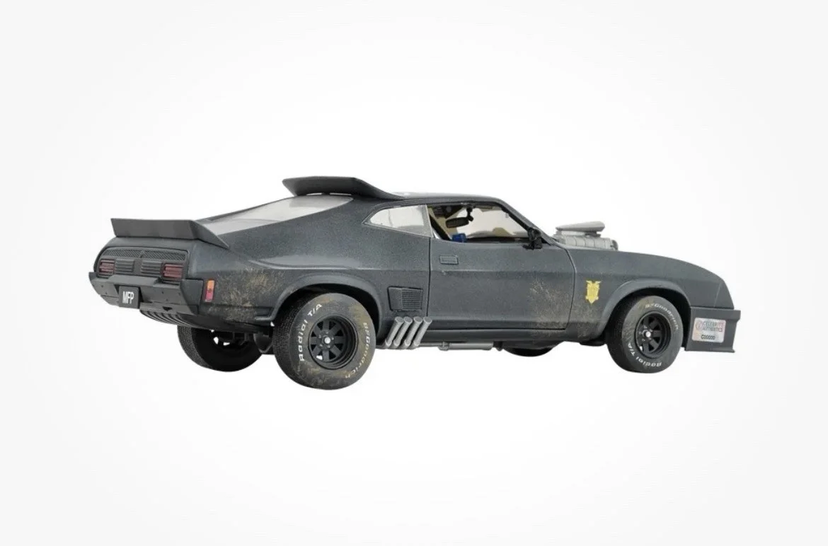 Tom Hardy — Tom Hardy Autographed Mad Max 1:18 Die-Cast V8 Interceptor 1973 Ford Falcon XB, изображение 4