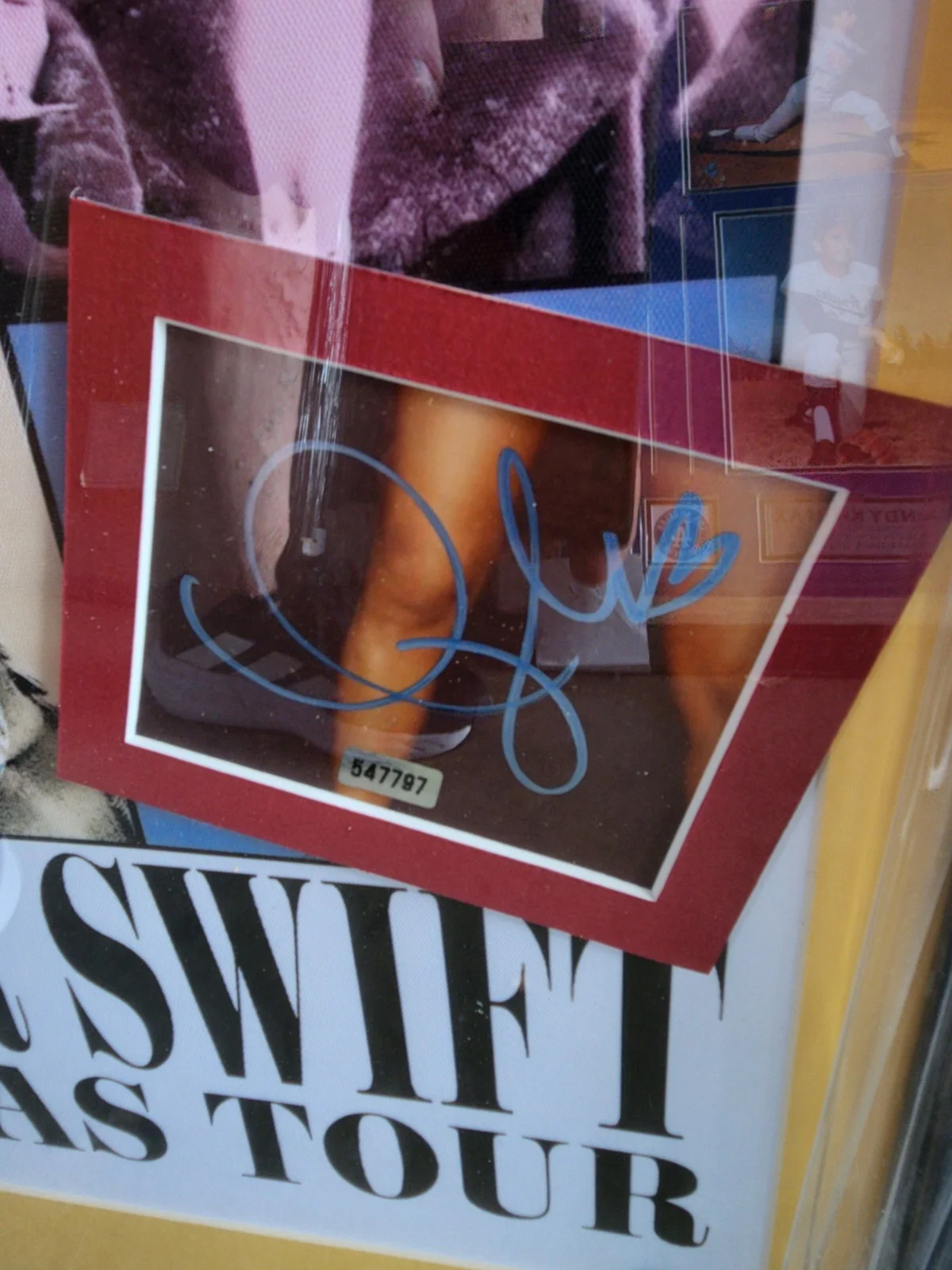 Taylor swift sign cut photo on official poster deluxe framed Coa, image 2