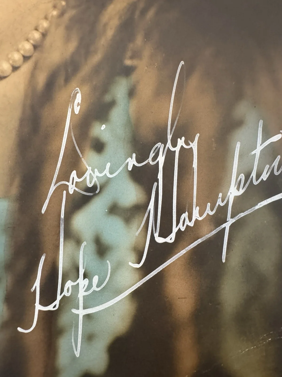 Vintage Hope Hampton 1922 Autograph Photo 7x9 Double Weight Signed In White Ink, image 2