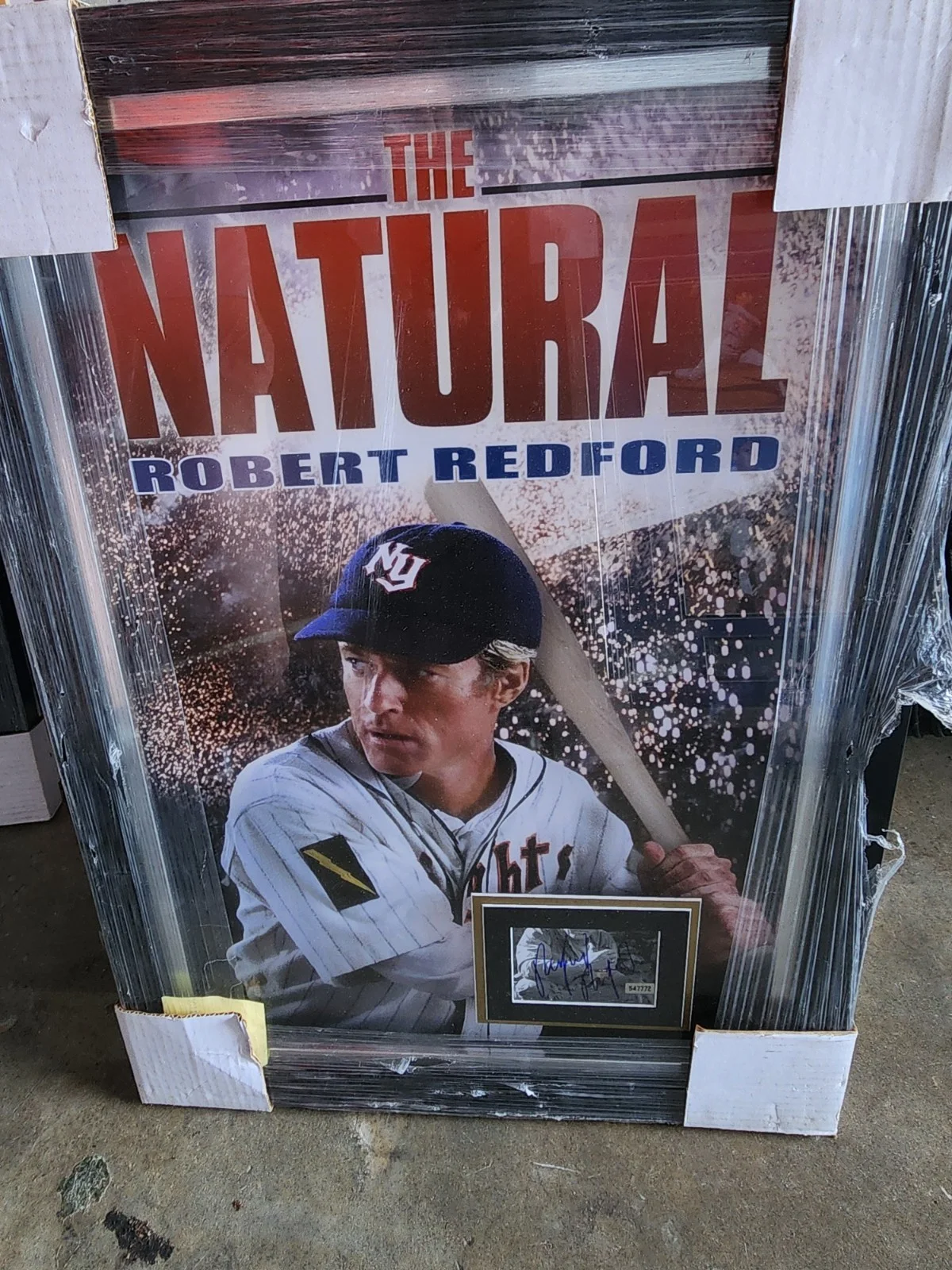 Robert redford autographed cut signature from the movie.The natural with c o a, изображение 4