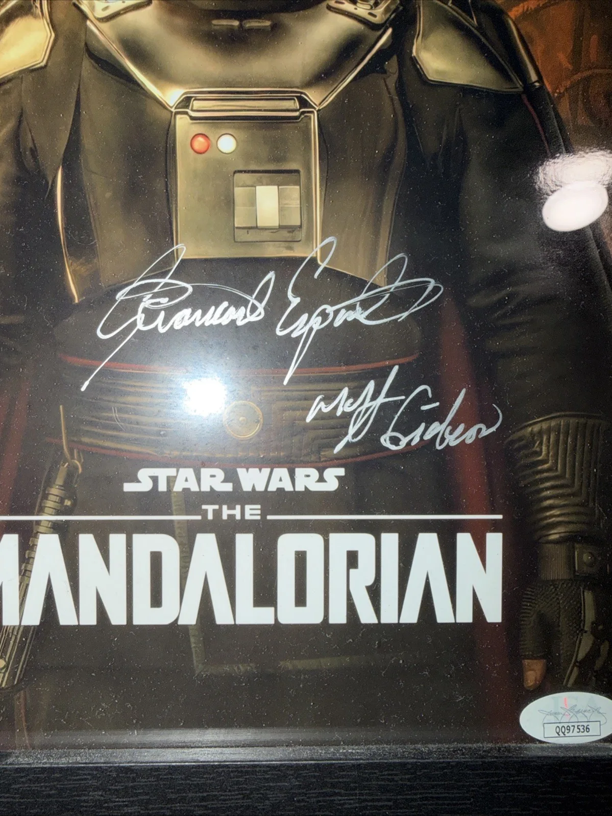 Giancarlo Esposito — Giancarlo Esposito "The Mandalorian" AUTOGRAPH Signed 8x10 Photo JSA COA W/FRAME, image 3