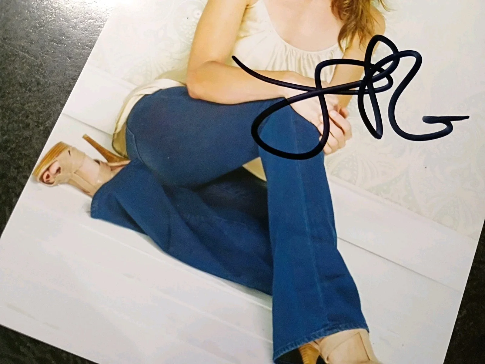 MARY YNN RAJSKUB — MARY LYNN RAJSKUB Hand Signed Autograph 4X6 Photo - 24 & DUDE WHERE'S MY CAR, изображение 2