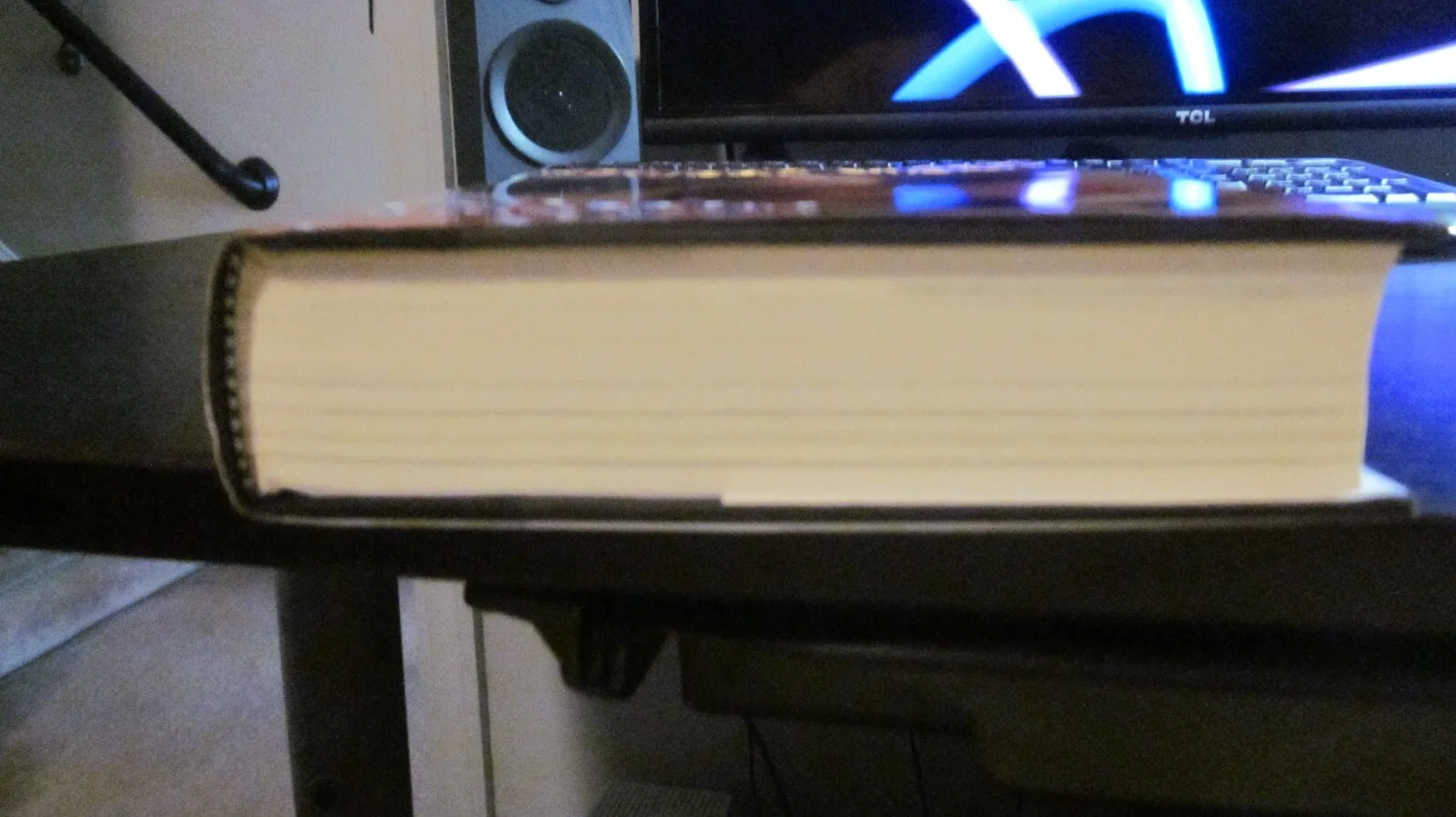 HOWARD STERN AUTOGRAPHED BOOK (EX+ CONDITION) 070324 SALE, image 4