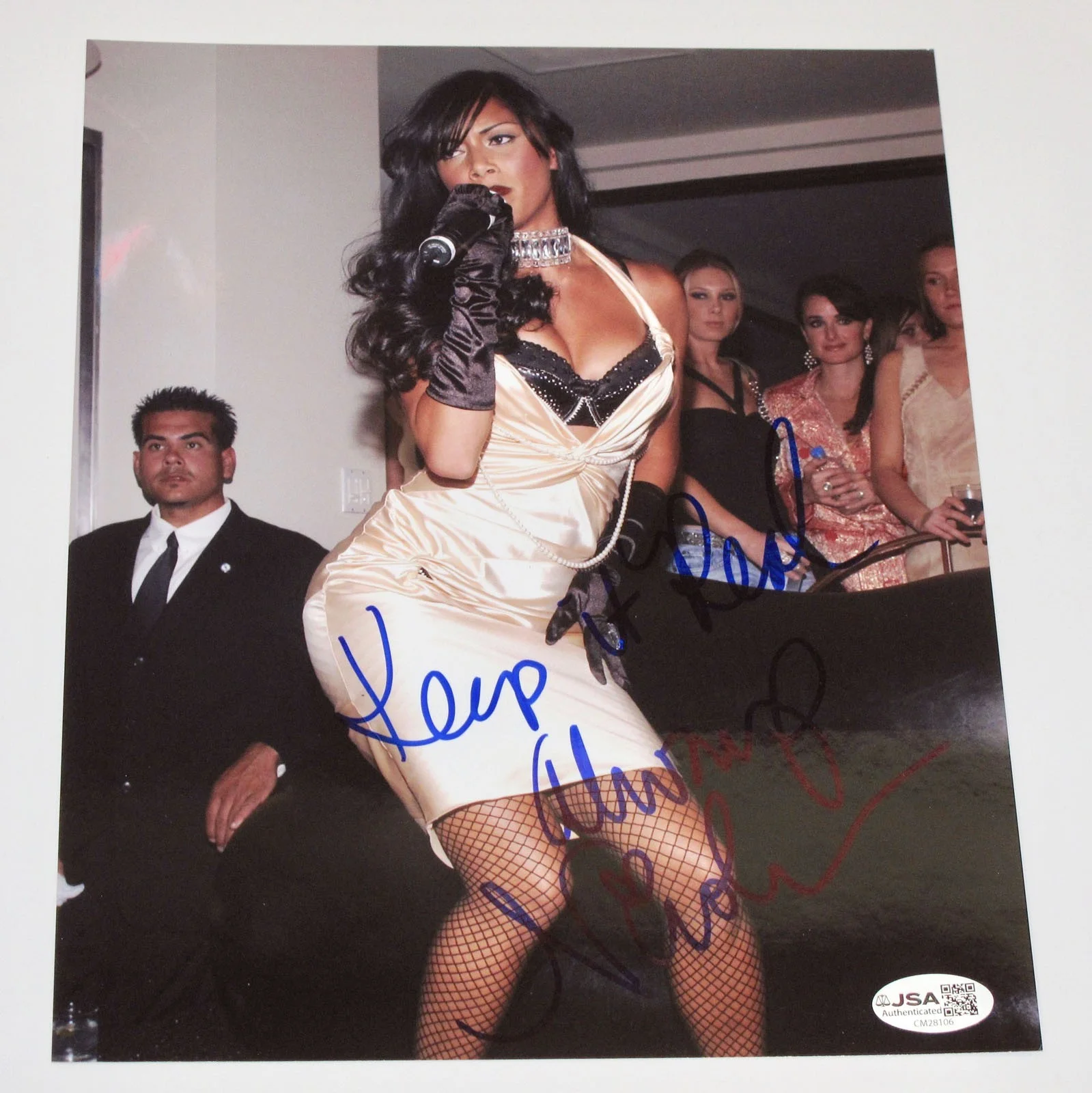 NICOLE SCHERZINGER — Nicole Scherzinger signed "PUSSYCAT DOLLS" 8x10 Photo RARE Inscription JSA COA, изображение 4