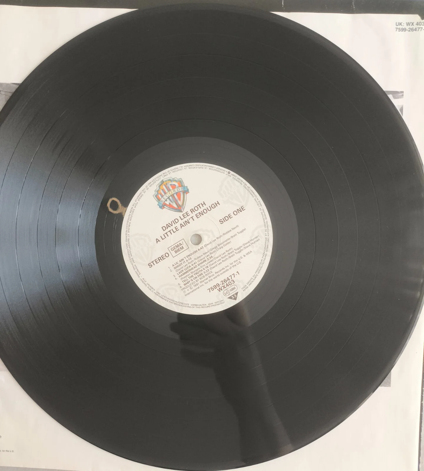 DAVID LEE ROTH Signed Autograph Album Record ( A Little Ain't Enough ) LP 12", image 4