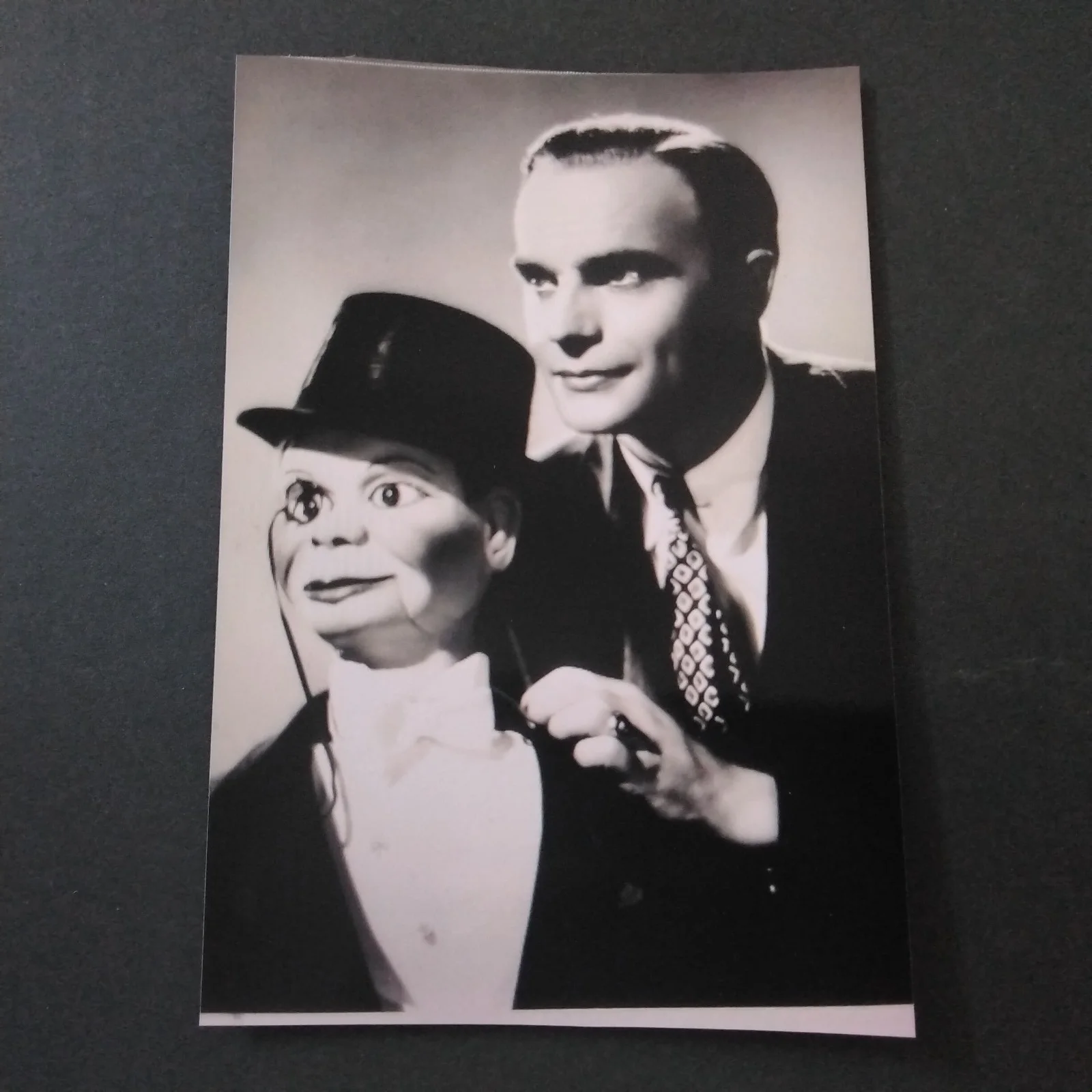 Edgar Bergen Signed Paper Photo 30s Movie TV Ventriloquist Charlie McCarthy, изображение 5