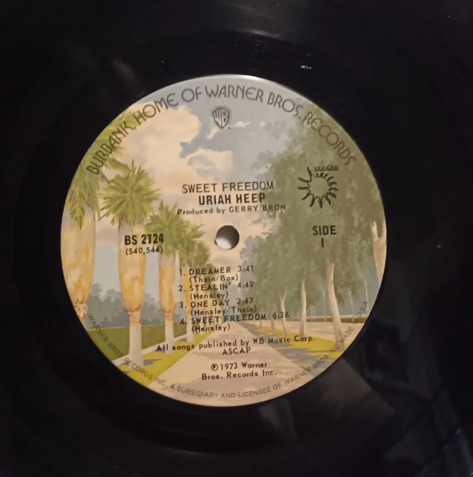 URIAH HEEP - SIGNED SWEET FREEDOM LP BY GUITARIST MICK BOX 1973 ROCK LEGENDS, image 4