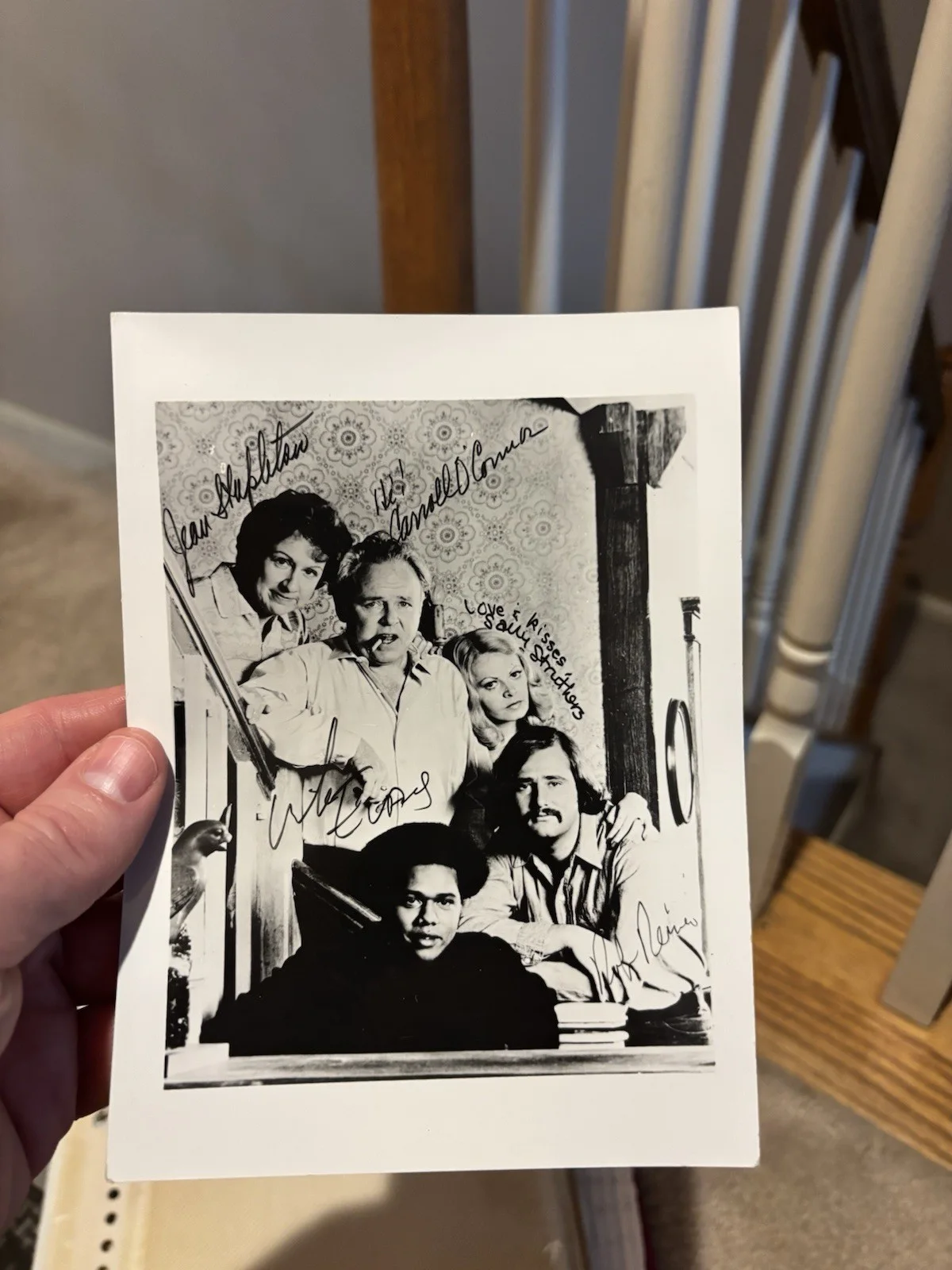 Carol O'Connor — All in The Family Cast Signed Autographed BLACK & WHITE 3X5 PHOTO--5 SIGNATURES, изображение 3