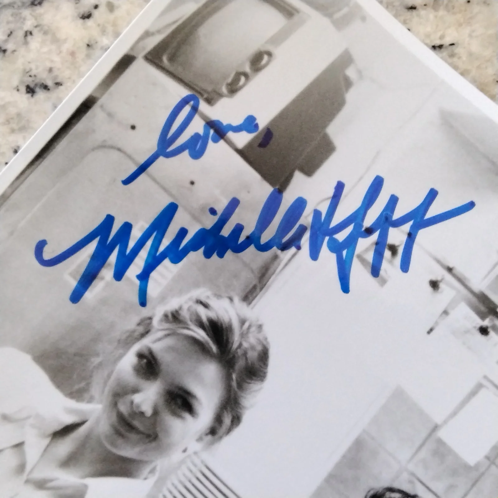 Michelle Pfeiffer SIGNED Photo Movie Actress Batman Frankie & Johnny Scarface, изображение 5