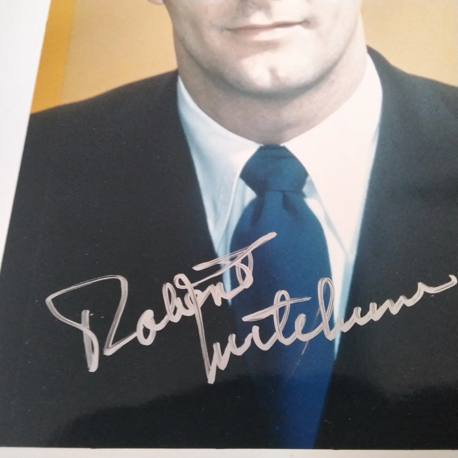 Robert Mitchum SIGNED Photo Movie TV Actor RKO Noir Westerns Cape Fear Out Past, изображение 4
