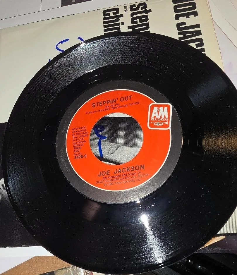 JOE JACKSON signed 45 rpm vinyl with UACC COA, image 4