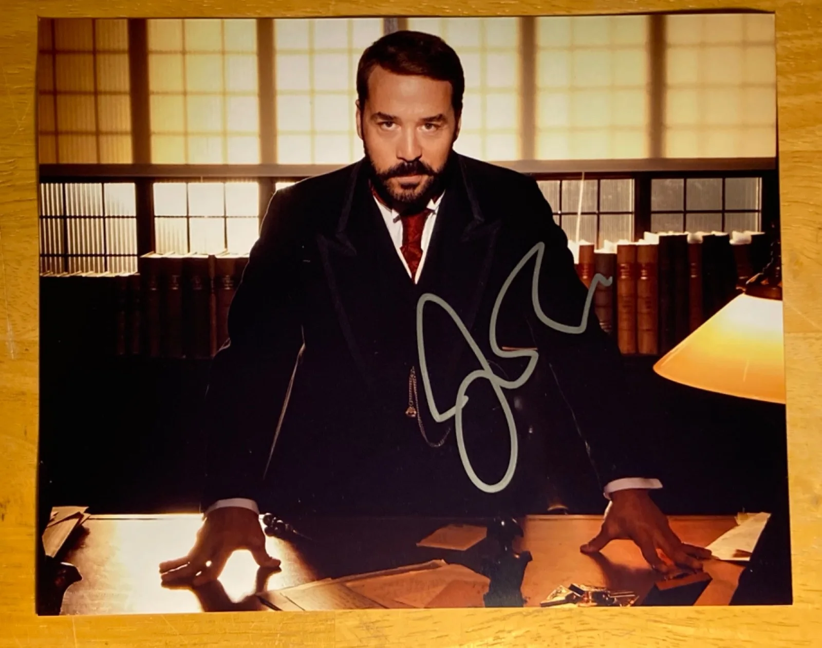 Hand SIGNED Jeremy Piven 10x8 Photo - Mr Selfridge, Ari Gold Entourage, etc, изображение 2
