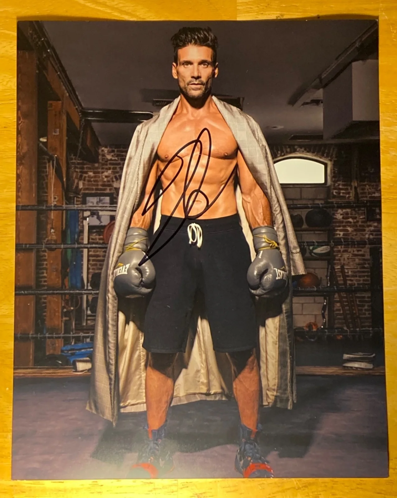 Hand SIGNED Frank Grillo 8x10 Photo 'Kingdom' TV Series, Crossbones, Superman, изображение 2