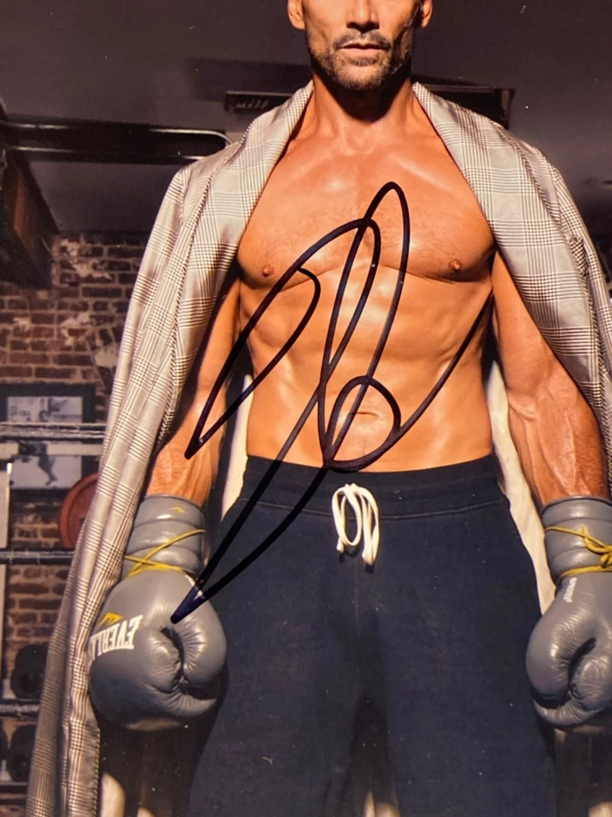 Hand SIGNED Frank Grillo 8x10 Photo 'Kingdom' TV Series, Crossbones, Superman, изображение 3