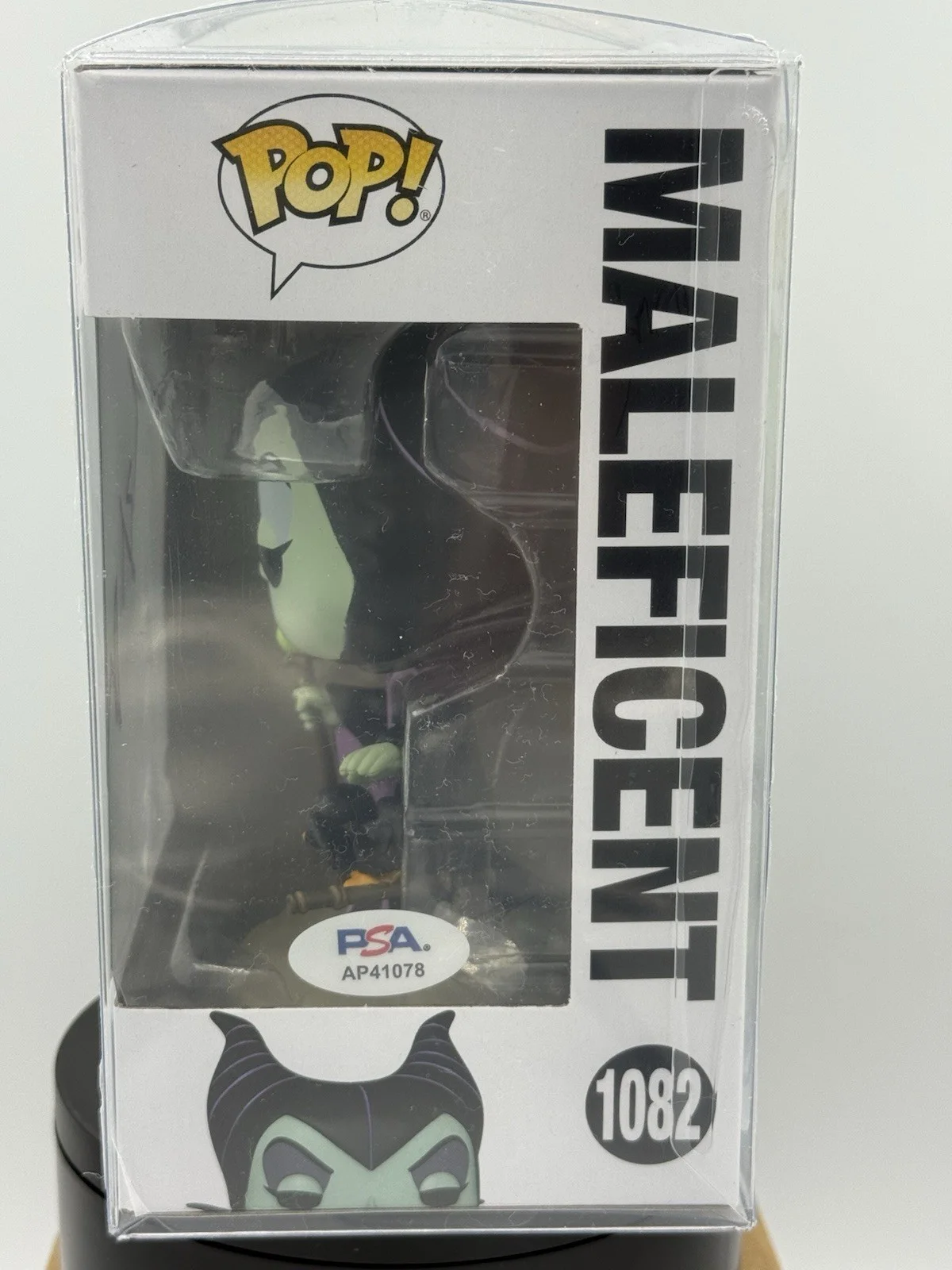 Angelina Jolie — Angelina Jolie signed Disney Maleficent Funko Pop! 1082 auto ~ PSA Certified, image 3