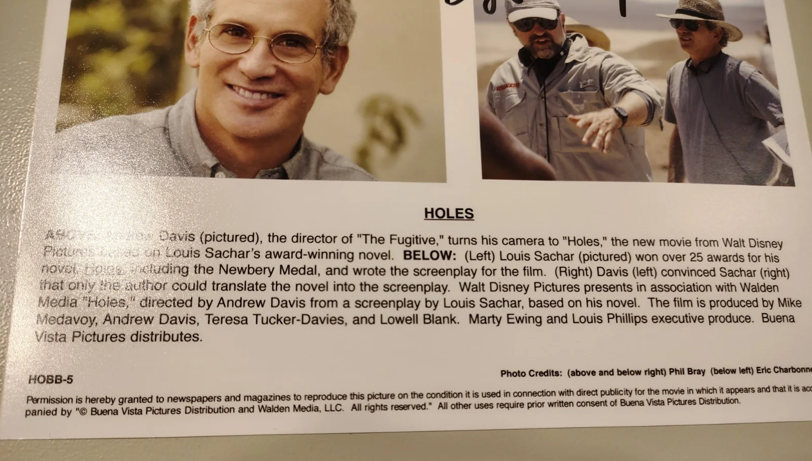 Andrew Davis — HOLES Movie 2003 Original Press Kit 8x10 Photo AUTOGRAPHED Director Andrew Davis, изображение 3