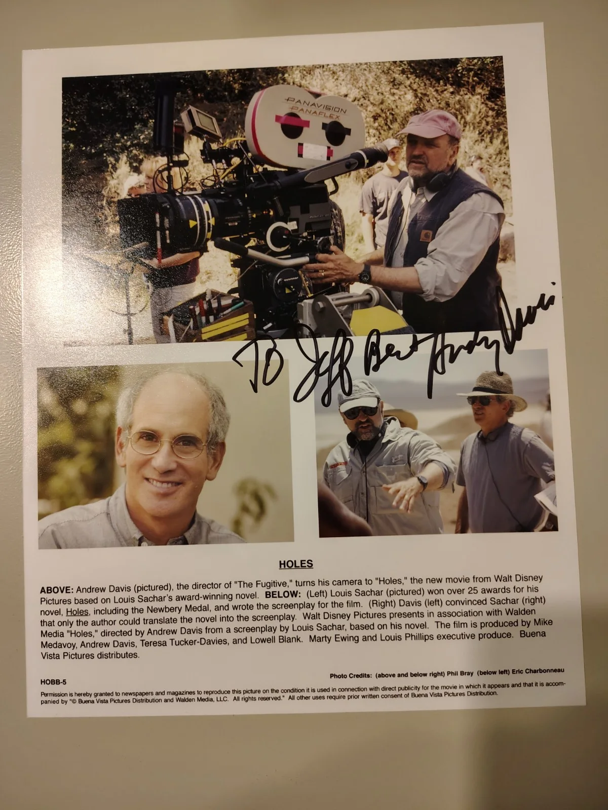 Andrew Davis — HOLES Movie 2003 Original Press Kit 8x10 Photo AUTOGRAPHED Director Andrew Davis, изображение 5