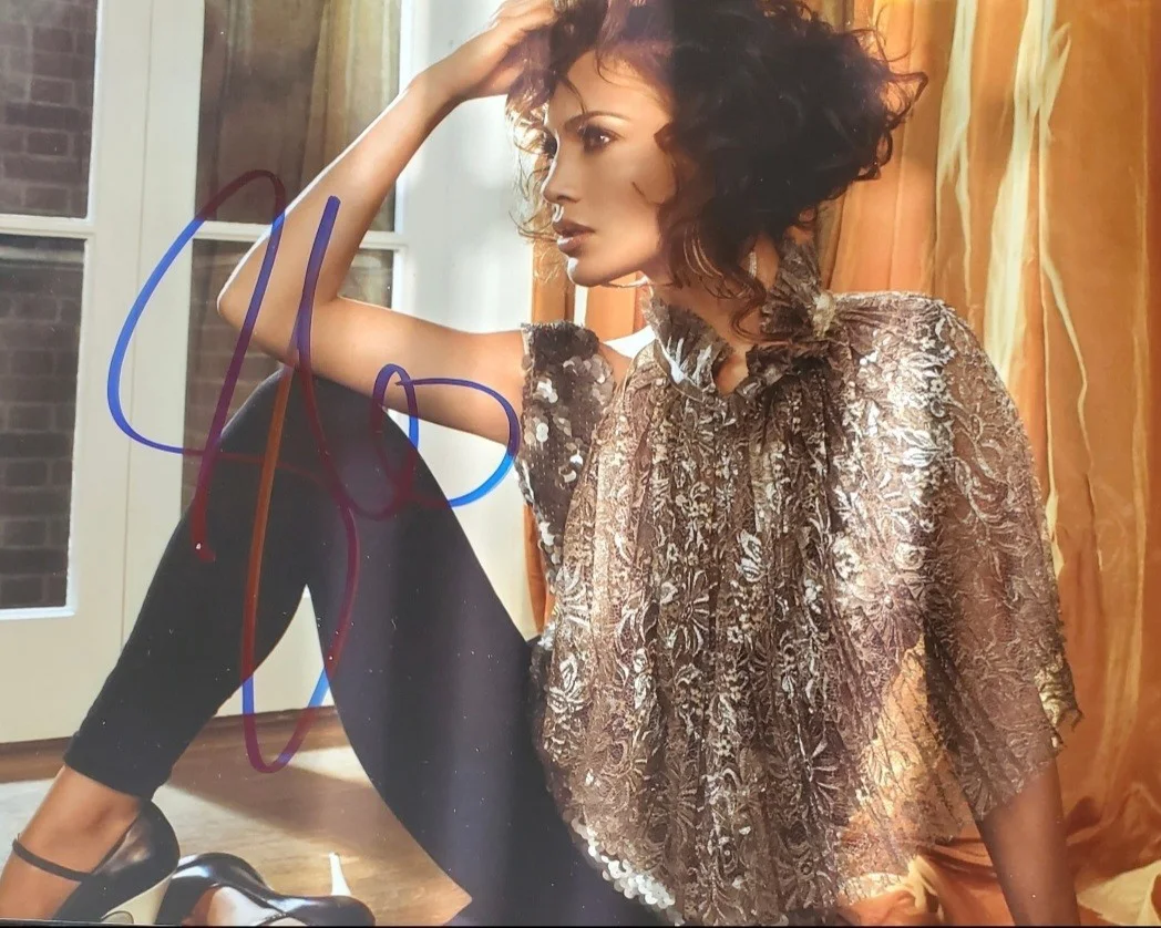 JENNIFER LOPEZ SIGNED AUTOGRAPHED PHOTO BEAUTIFUL 8X10 COA MUSIC GROOVE, изображение 2