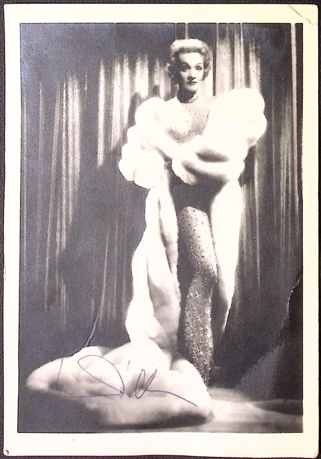 Marlene Dietrich — Autographed 5x7 Photo Actress Movie Star Marlene Dietrich The Scarlet Empress