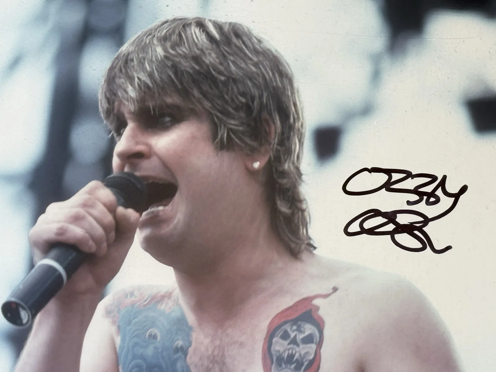 Ozzy Osbourne signed Photo 16x20 inch w/ tattoos beckett witnessed coa, изображение 2
