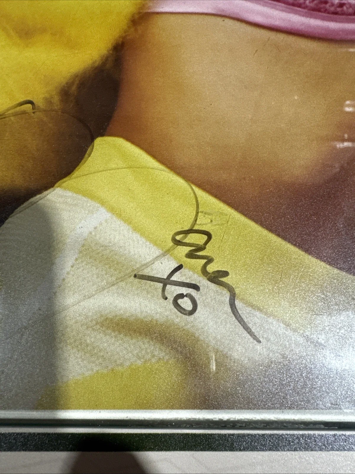 MAREN MORRIS Autographed Rare GIRL Tour VIP Original Signed Poster 20"x20", изображение 2